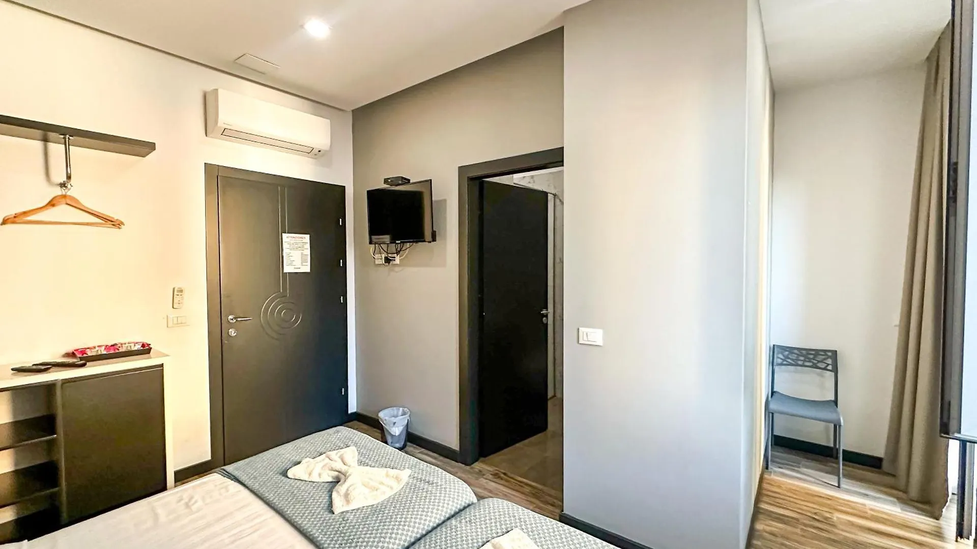 Inn Old Bazaar Central Rooms Tirana Albania