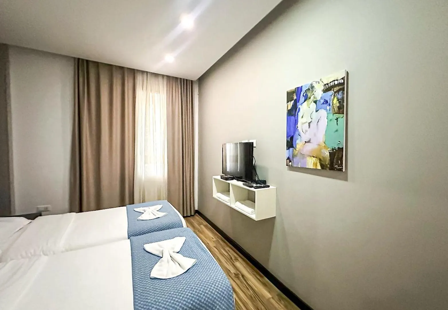 Inn Old Bazaar Central Rooms Tirana